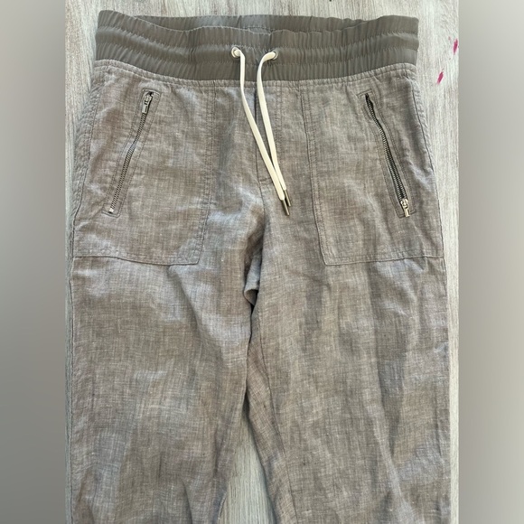 Athleta Linen Blend Joggers - Size 4 - Gray - Zip Pockets - Picture 6 of 9